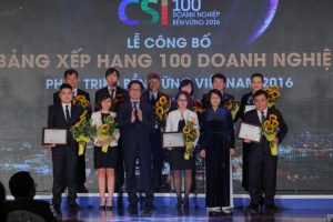 FPT、2016年持続的事業ベトナムトップ10として表彰